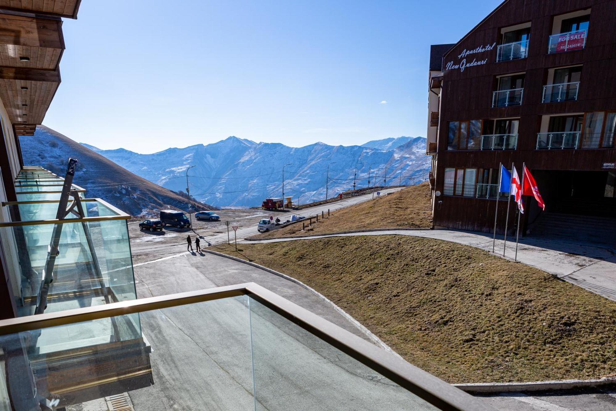 New Gudauri Family Loft Apartments Room photo